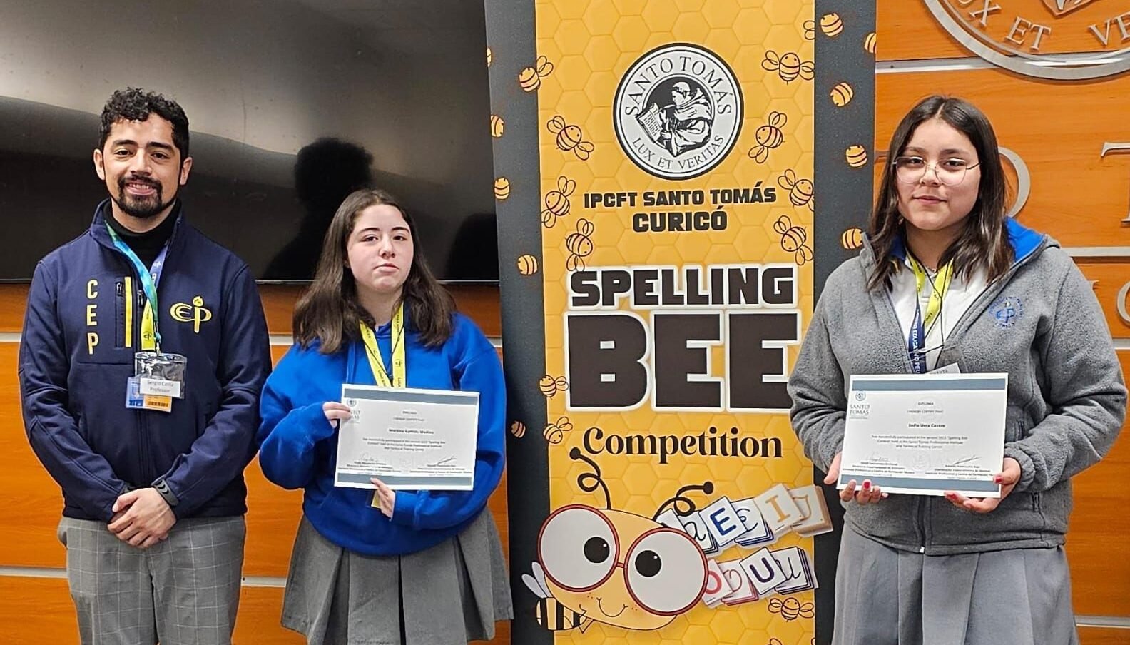 VALIOSA PARTICIPACIÓN EN SPELLING BEE IP SANTO TOMÁS