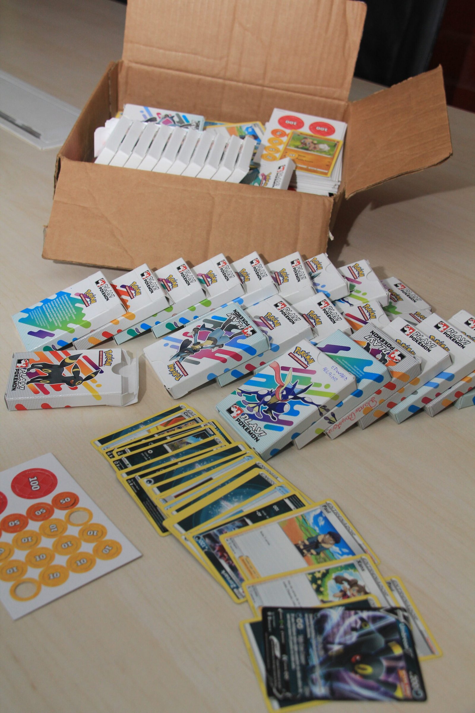 Destacan Taller de Cartas Pokémon en Sede Enseñanza Básica