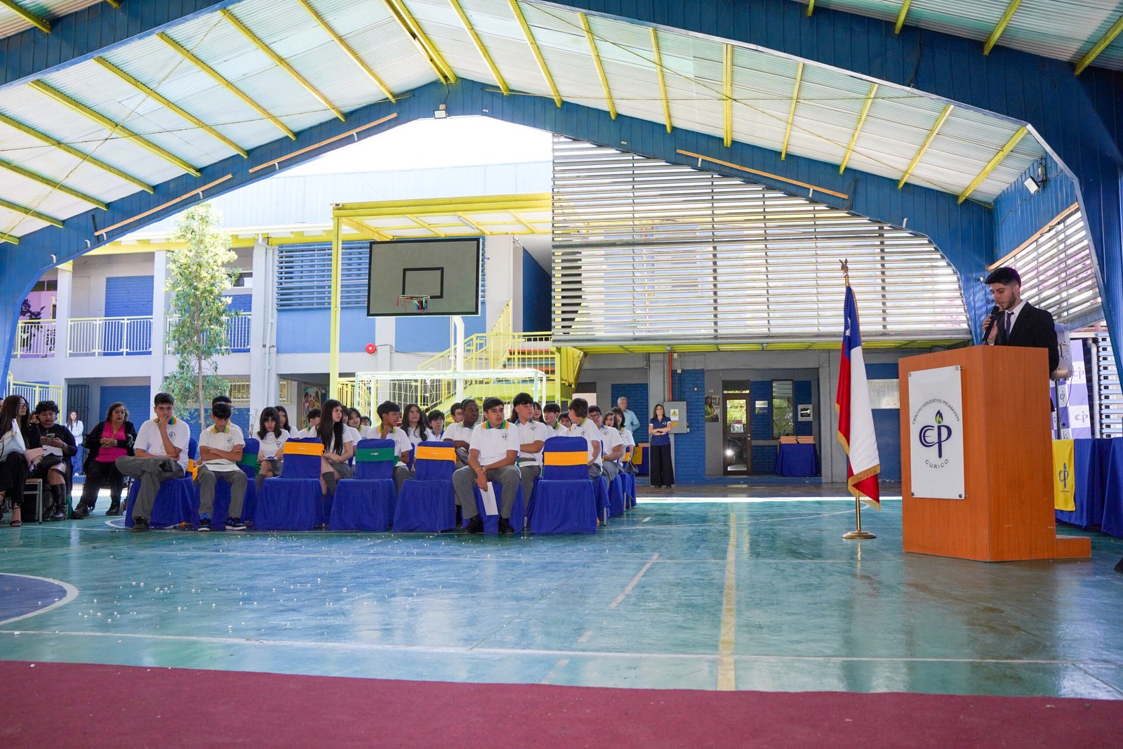 Significativa ceremonia de Término de Ciclo de 8° Básicos