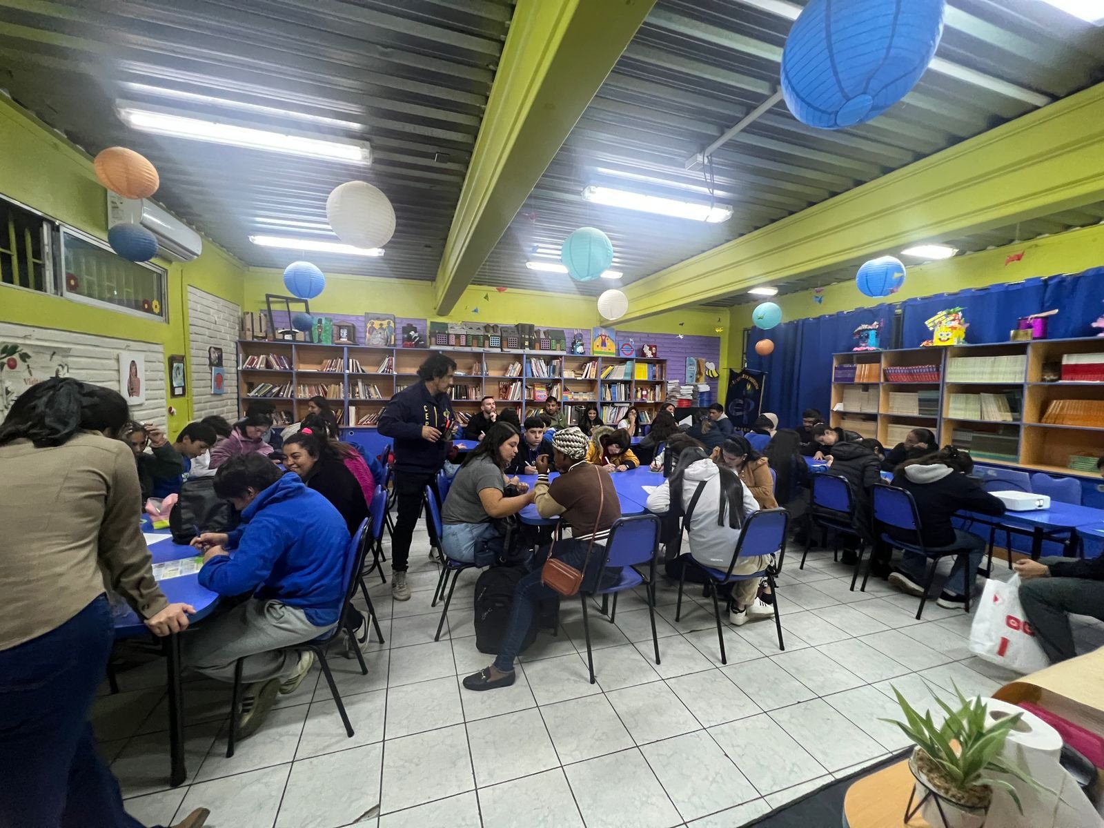 “Convivir para crecer”: comunidad educativa participa en taller de encuentro para 7° básico A