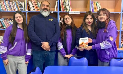 Guía de Campo “Hongos de Chile” se incorpora a la Biblioteca CRA de la Sede Media